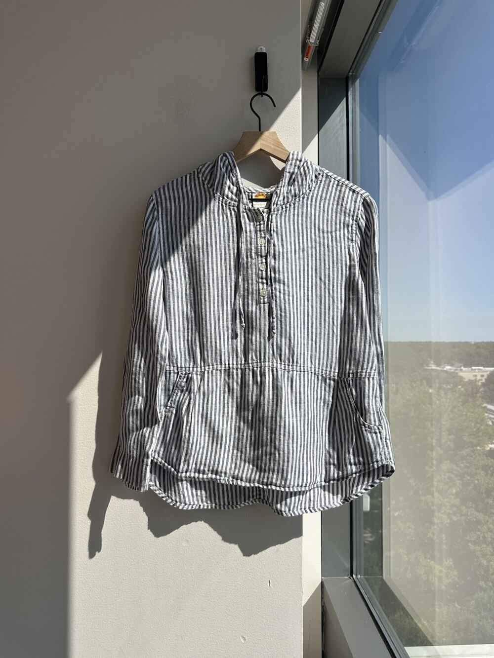 C&C California Gray & White Striped 100% Linen Hooded Top Sz S